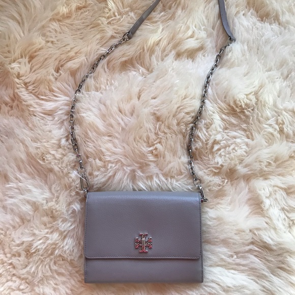 Tory Burch chain wallet - Picture 2 of 6